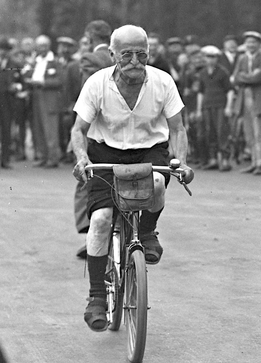 Lire la suite à propos de l’article 📸 La photographie et le cyclotourisme : entre contemplation et liberté, sur les routes de Provence